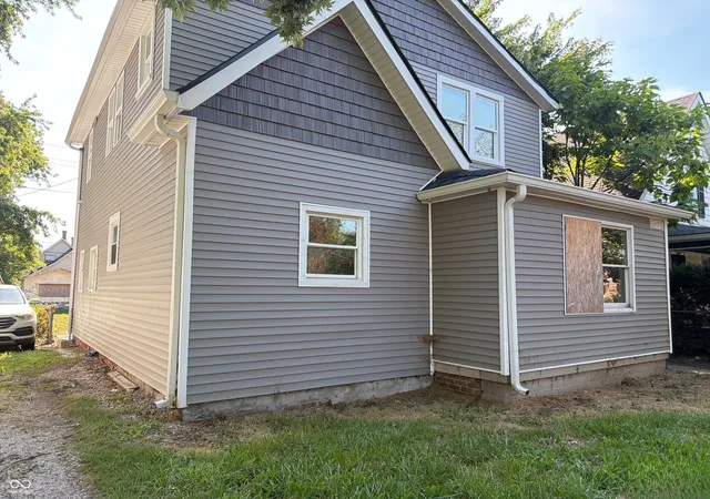 Photo 3 of Single family home for sale at 67 N Warman Ave, Indianapolis, IN 46222 | MLS# 22124001 | Listing updated on 2026-10-08