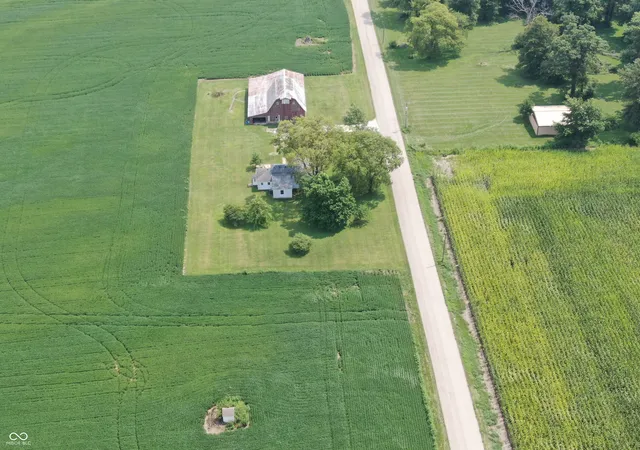 Photo 2 of Single family home for sale at 1914 N 600 Road E, Shelbyville, IN 46176 | MLS# 22124023 | Listing updated on 2026-09-08