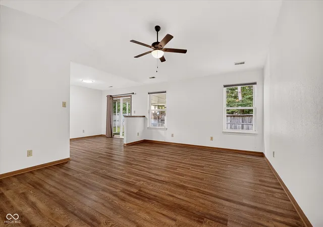 Photo 3 of Single family home for sale at 7449 Grandview Dr, Avon, IN 46123 | MLS# 22124058 | Listing updated on 2026-09-21