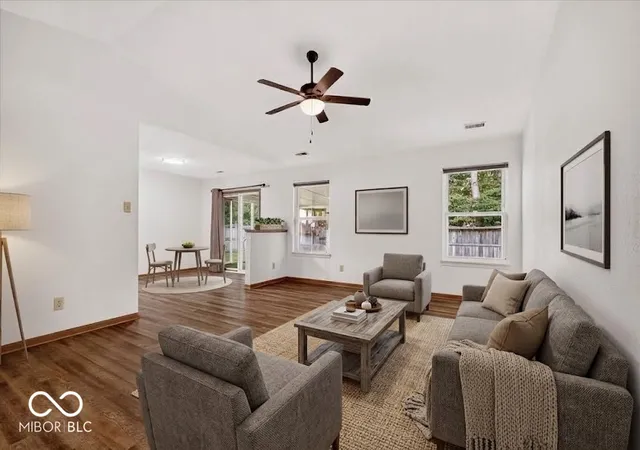 Photo 4 of Single family home for sale at 7449 Grandview Dr, Avon, IN 46123 | MLS# 22124058 | Listing updated on 2026-09-21