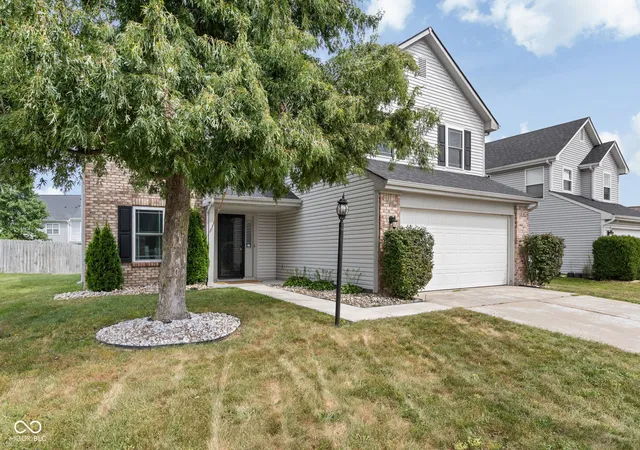 Photo 1 of Single family home for sale at 9586 Frontier St, Fishers, IN 46038 | MLS# 22124077 | Listing updated on 2026-09-13
