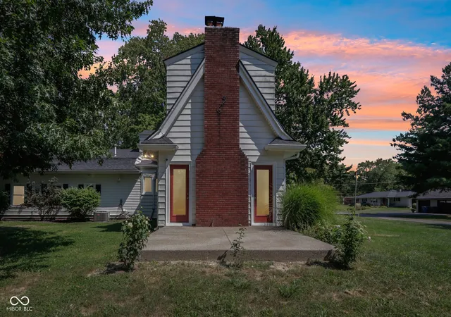 Photo 3 of Single family home for sale at 6101 N Ewing St, Indianapolis, IN 46220 | MLS# 22124099 | Listing updated on 2026-09-06