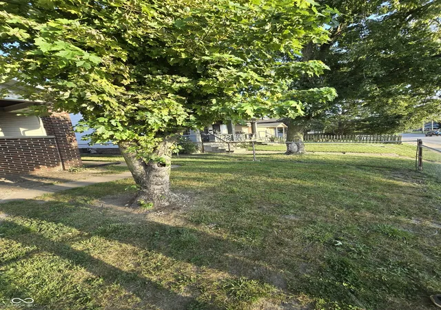 Photo 2 of Sale Pending at 435 N Sherman Dr, Indianapolis, IN 46201 | MLS# 22124182 | Listing updated on 2026-09-13