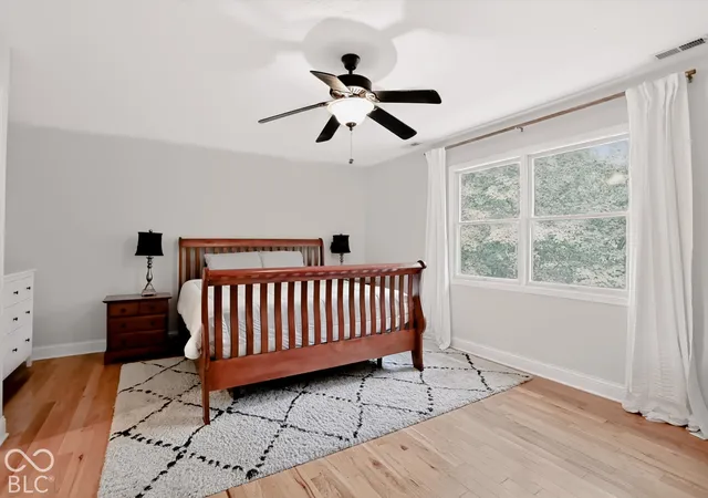 Photo 4 of Single family home for sale at 1040 Sullivans Ridge, Zionsville, IN 46077 | MLS# 22124186 | Listing updated on 2026-10-06