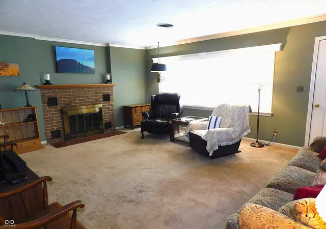 Photo 3 of Single family home for sale at 302 S Broadway St, Greensburg, IN 47240 | MLS# 22124190 | Listing updated on 2026-09-30