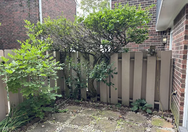 Photo 2 of Sale Pending at 8308 Hewlet Dr, Indianapolis, IN 46268 | MLS# 22124232 | Listing updated on 2026-10-06