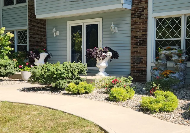Photo 2 of Single family home for sale at 911 E Greyhound Pass, Carmel, IN 46032 | MLS# 22124249 | Listing updated on 2026-09-07