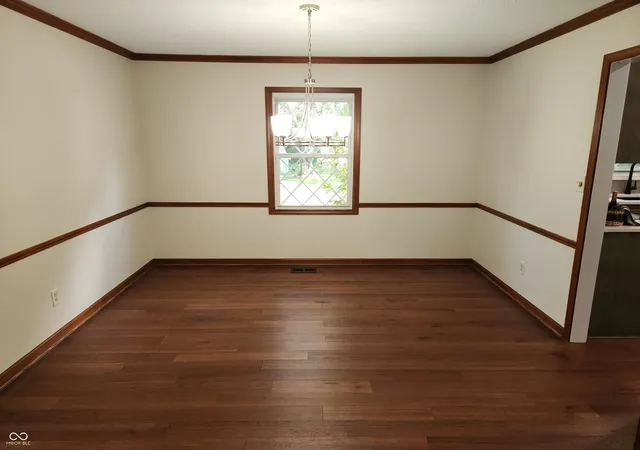 Photo 4 of Single family home for sale at 911 E Greyhound Pass, Carmel, IN 46032 | MLS# 22124249 | Listing updated on 2026-09-07