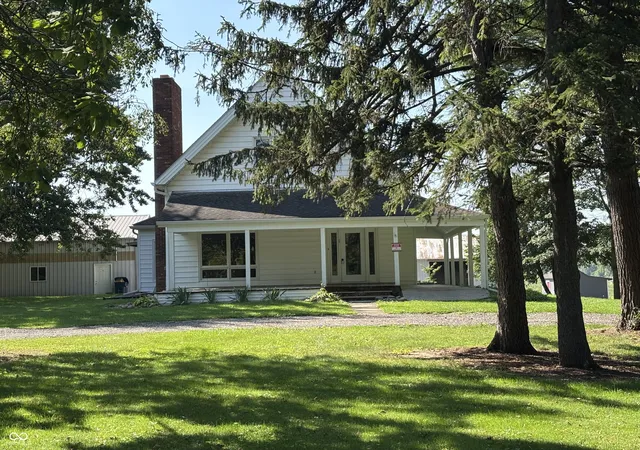 Photo 1 of Single family home for sale at 607 E Broad St, Spiceland, IN 47385 | MLS# 22124259 | Listing updated on 2026-09-17