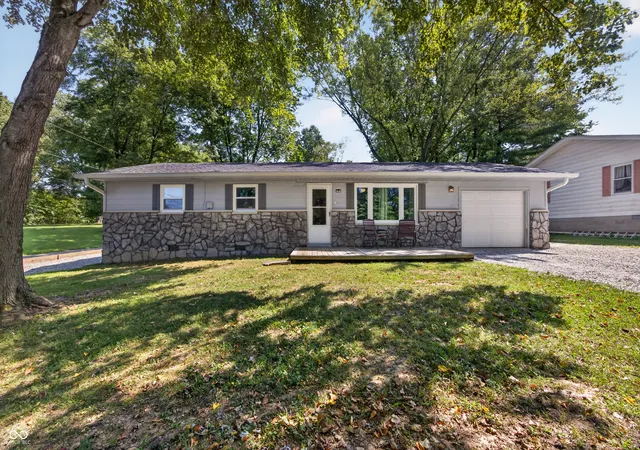 Photo 1 of Single family home for sale at 102 Juliet Ln, Bedford, IN 47421 | MLS# 22124262 | Listing updated on 2026-10-05