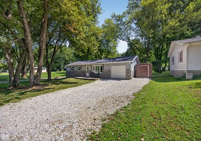 Photo 3 of Single family home for sale at 102 Juliet Ln, Bedford, IN 47421 | MLS# 22124262 | Listing updated on 2026-10-05