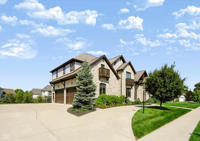 Photo 3 of Mansion for sale at 16740 Glen Way, Westfield, IN 46062 | MLS# 22124267 | Listing updated on 2026-09-24
