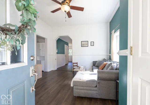 Photo 4 of Sale Pending at 2119 Home Ave, Columbus, IN 47201 | MLS# 22124291 | Listing updated on 2026-10-18
