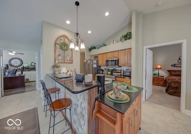 Photo 2 of Single family home for sale at 2981 Beckenham Way, Greenwood, IN 46143 | MLS# 22124314 | Listing updated on 2026-09-06