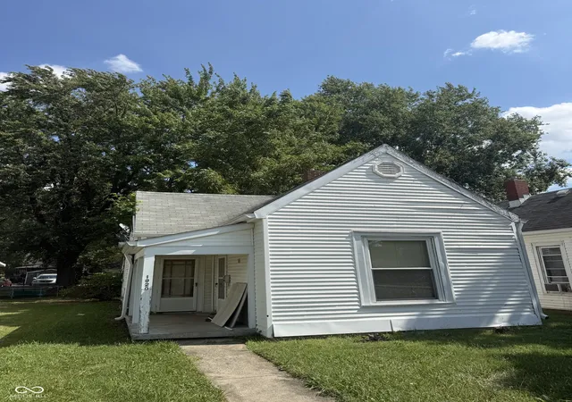 Photo 1 of Single family home for sale at 1920 Main St, Anderson, IN 46016 | MLS# 22124359 | Listing updated on 2026-09-04
