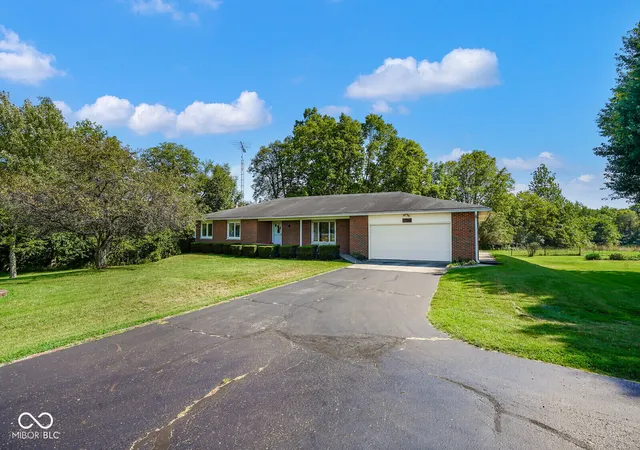 Photo 3 of Sale Pending at 5979 State Rd 38, Richmond, IN 47374 | MLS# 22124366 | Listing updated on 2026-09-16