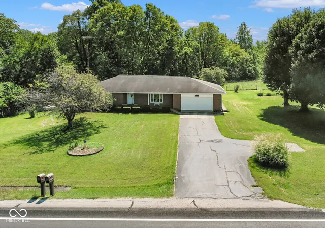 Photo 4 of Sale Pending at 5979 State Rd 38, Richmond, IN 47374 | MLS# 22124366 | Listing updated on 2026-09-16