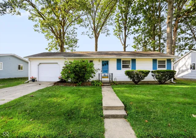 Single family home for sale at 1617 Section St, Plainfield, IN 46168 | MLS# 22124372