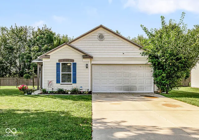 Photo 1 of Sale Pending at 2025 Brookside Ct, Greenfield, IN 46140 | MLS# 22124396 | Listing updated on 2026-09-17
