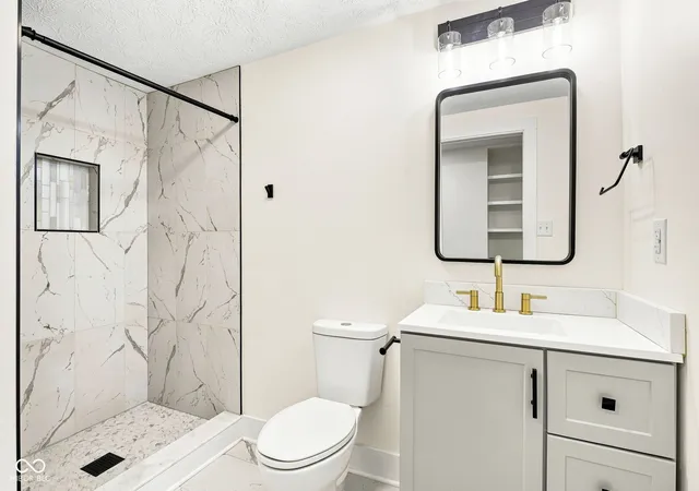 Photo 4 of Single family home for sale at 1007 S Tremont St, Indianapolis, IN 46221 | MLS# 22124415 | Listing updated on 2026-09-05