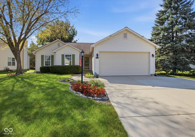Photo 1 of Sale Pending at 2262 Tansel Grv Ln, Indianapolis, IN 46234 | MLS# 22124418 | Listing updated on 2026-09-12