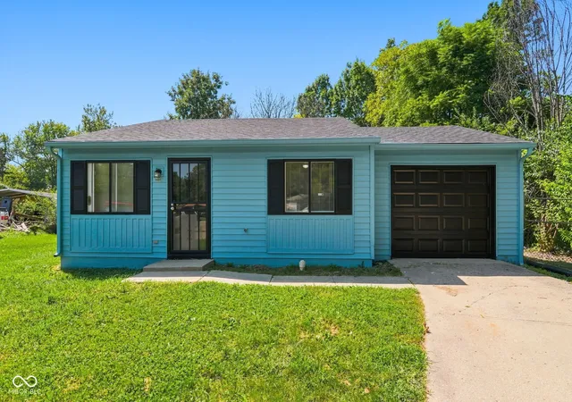 Photo 1 of Single family home for sale at 9405 Big Ben Cir, Indianapolis, IN 46235 | MLS# 22124421 | Listing updated on 2026-09-04