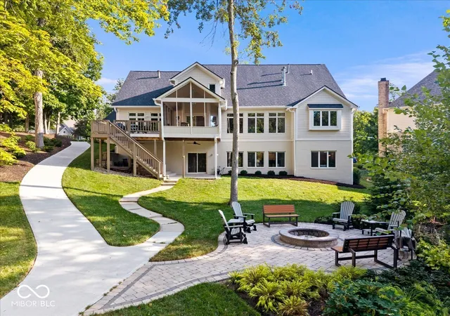 Photo 3 of Sale Pending at 12295 Ridgeside Rd, Indianapolis, IN 46256 | MLS# 22124424 | Listing updated on 2026-09-23