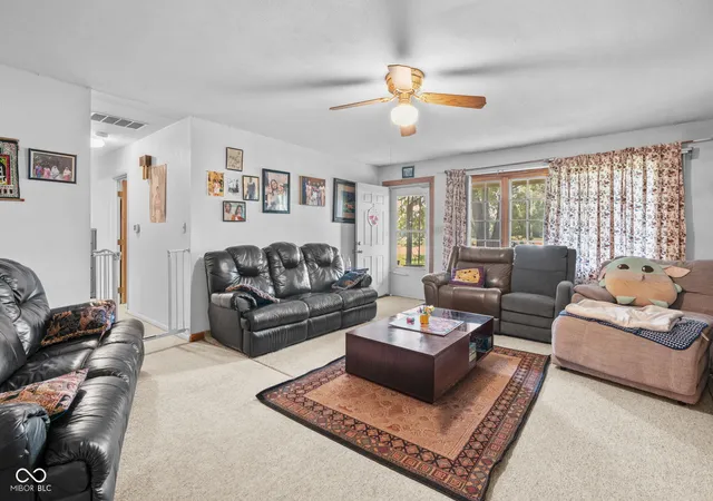 Photo 4 of Single family home for sale at 13110 Promise Rd, Fishers, IN 46038 | MLS# 22124427 | Listing updated on 2026-10-29