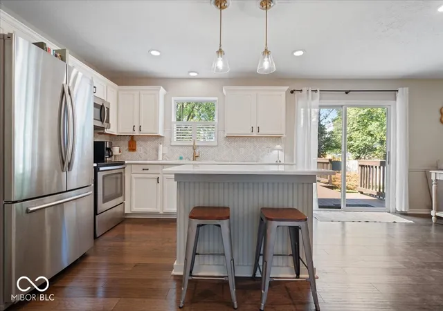 Photo 2 of Single family home for sale at 18733 Hewes Ct, Noblesville, IN 46062 | MLS# 22124435 | Listing updated on 2026-09-29
