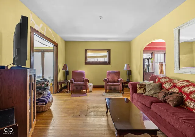 Photo 3 of Single family home for sale at 2619 Brookside Pkwy S Dr, Indianapolis, IN 46201 | MLS# 22124442 | Listing updated on 2026-10-28