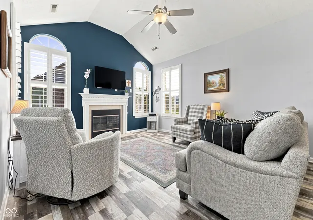 Photo 4 of Sale Pending at 2379 Saddle Dr, Shelbyville, IN 46176 | MLS# 22124444 | Listing updated on 2026-10-03