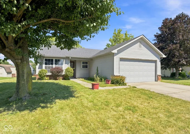 Photo 1 of Single family home for sale at 6210 Belfry Way, Indianapolis, IN 46237 | MLS# 22124449 | Listing updated on 2026-09-15