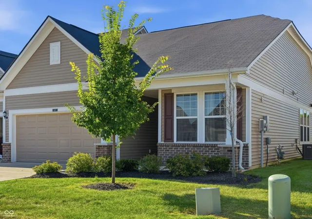 Photo 1 of Single family home for sale at 907 Tuxedo Dr, Westfield, IN 46074 | MLS# 22124450 | Listing updated on 2026-09-29