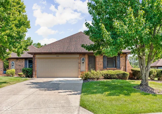Photo 1 of Condo for sale at 537 Eagle Crst Dr, Brownsburg, IN 46112 | MLS# 22124452 | Listing updated on 2026-09-04