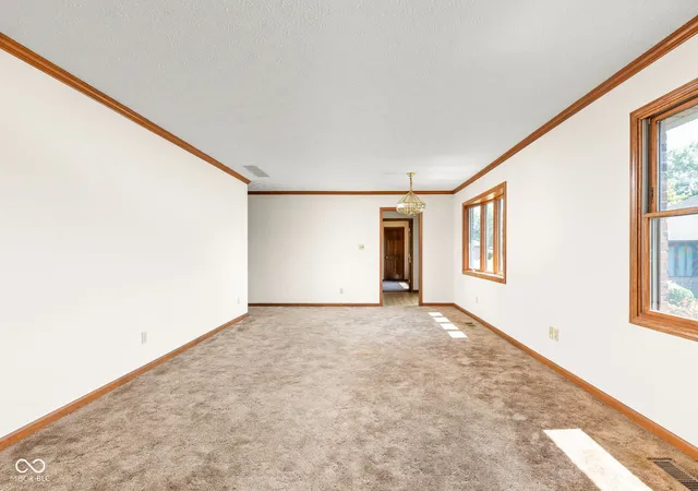Photo 4 of Condo for sale at 537 Eagle Crst Dr, Brownsburg, IN 46112 | MLS# 22124452 | Listing updated on 2026-09-04