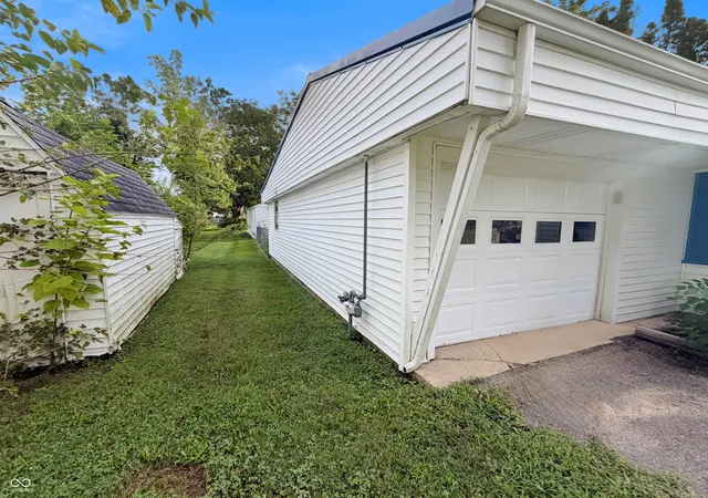 Photo 1 of Single family home for sale at 306 E South St, Centerville, IN 47330 | MLS# 22124457 | Listing updated on 2026-09-04