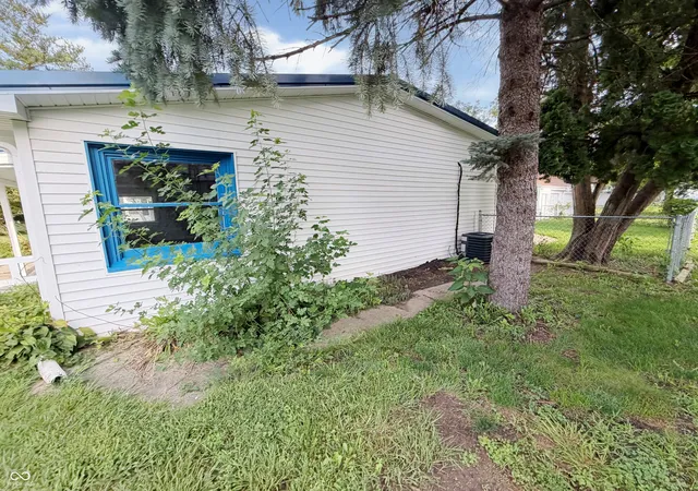 Photo 2 of Single family home for sale at 306 E South St, Centerville, IN 47330 | MLS# 22124457 | Listing updated on 2026-09-04