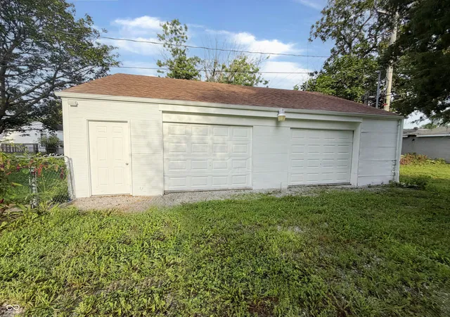 Photo 4 of Single family home for sale at 306 E South St, Centerville, IN 47330 | MLS# 22124457 | Listing updated on 2026-09-04