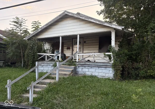 Photo 1 of Single family home for sale at 2025 Morton St, Anderson, IN 46016 | MLS# 22124468 | Listing updated on 2026-09-04