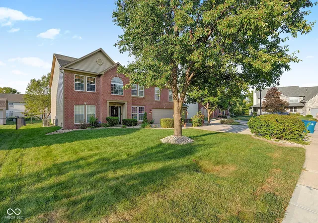 Photo 2 of Single family home for sale at 8336 Hunters Meadow Ct, Indianapolis, IN 46259 | MLS# 22124481 | Listing updated on 2026-09-06