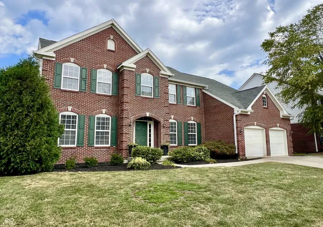 Photo 2 of Sale Pending at 10355 Parkshore Dr, Fishers, IN 46038 | MLS# 22124482 | Listing updated on 2026-09-13