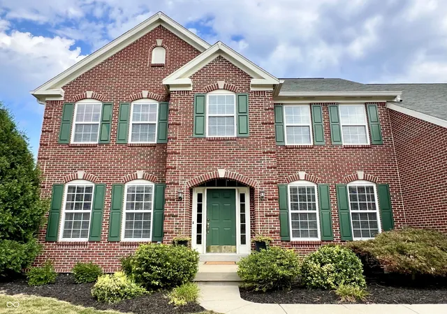 Photo 3 of Sale Pending at 10355 Parkshore Dr, Fishers, IN 46038 | MLS# 22124482 | Listing updated on 2026-09-13