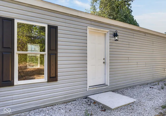 Photo 2 of Manufactured home for sale at 8253 State Hwy 43, Bloomington, IN 47404 | MLS# 22124510 | Listing updated on 2026-09-04