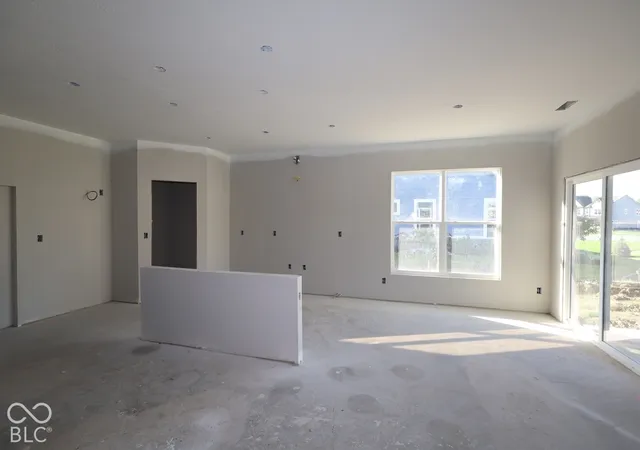 Photo 3 of Single family home for sale at 5008 Bergamont Dr, Brownsburg, IN 46112 | MLS# 22124515 | Listing updated on 2026-10-08