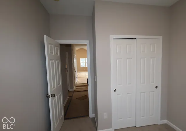 Photo 3 of Single family home for sale at 2237 Bear Oak Run, Shelbyville, IN 46176 | MLS# 22124531 | Listing updated on 2026-10-08