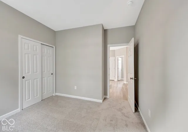 Photo 4 of Single family home for sale at 2237 Bear Oak Run, Shelbyville, IN 46176 | MLS# 22124531 | Listing updated on 2026-10-29