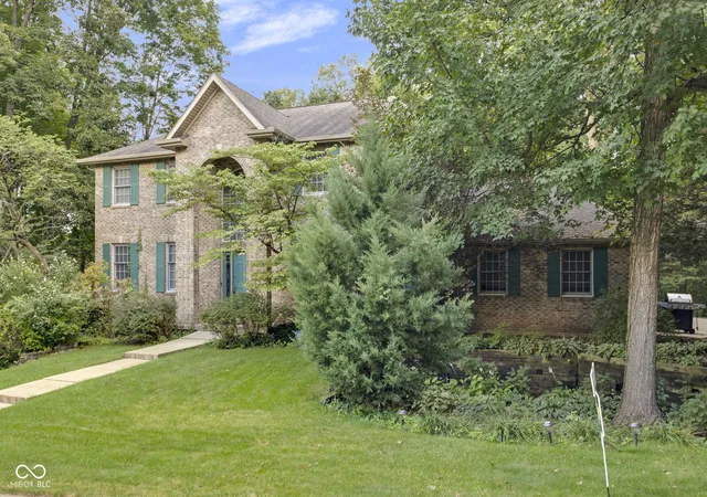 Photo 3 of Single family home for sale at 707 Emerald Dr, Lafayette, IN 47905 | MLS# 22124541 | Listing updated on 2026-09-22