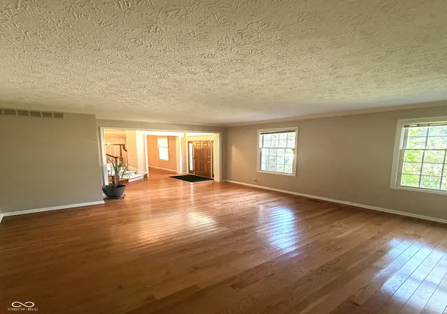 Photo 4 of Single family home for sale at 707 Emerald Dr, Lafayette, IN 47905 | MLS# 22124541 | Listing updated on 2026-09-05