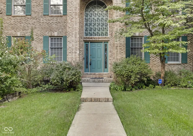 Photo 3 of Single family home for sale at 707 Emerald Dr, Lafayette, IN 47905 | MLS# 22124541 | Listing updated on 2026-10-01