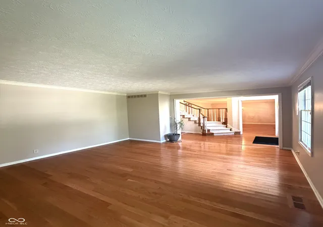 Photo 5 of Single family home for sale at 707 Emerald Dr, Lafayette, IN 47905 | MLS# 22124541 | Listing updated on 2026-09-05